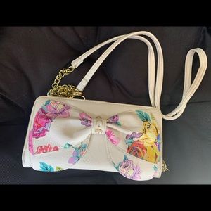 Betsey Johnson crossbody wallet
